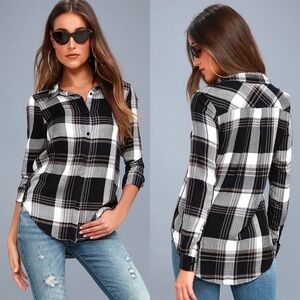 Lulus | Plaid With My Heart Black and White Plaid Button-Up Top